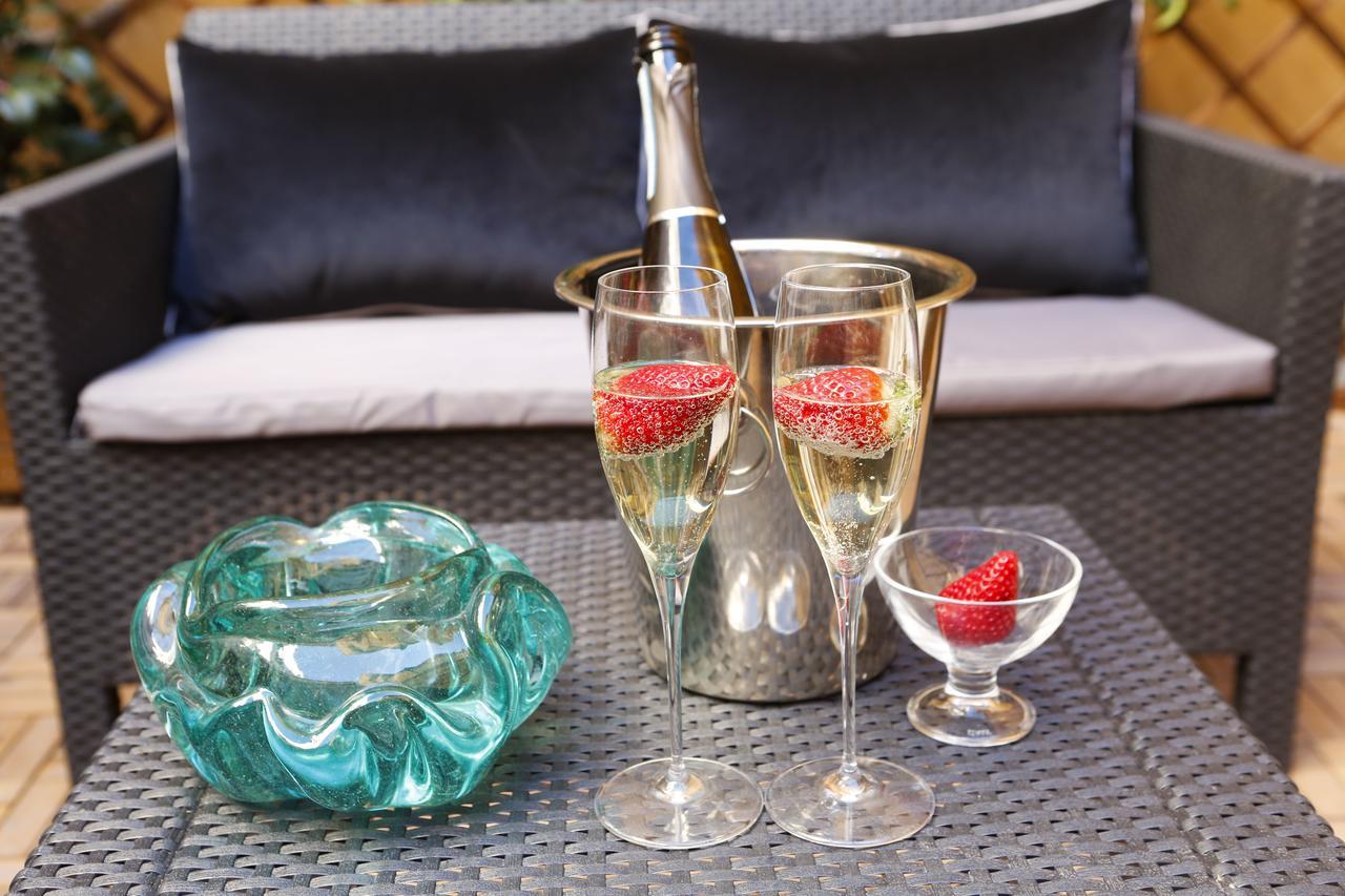 Saint B Boutique Hotell 3*
