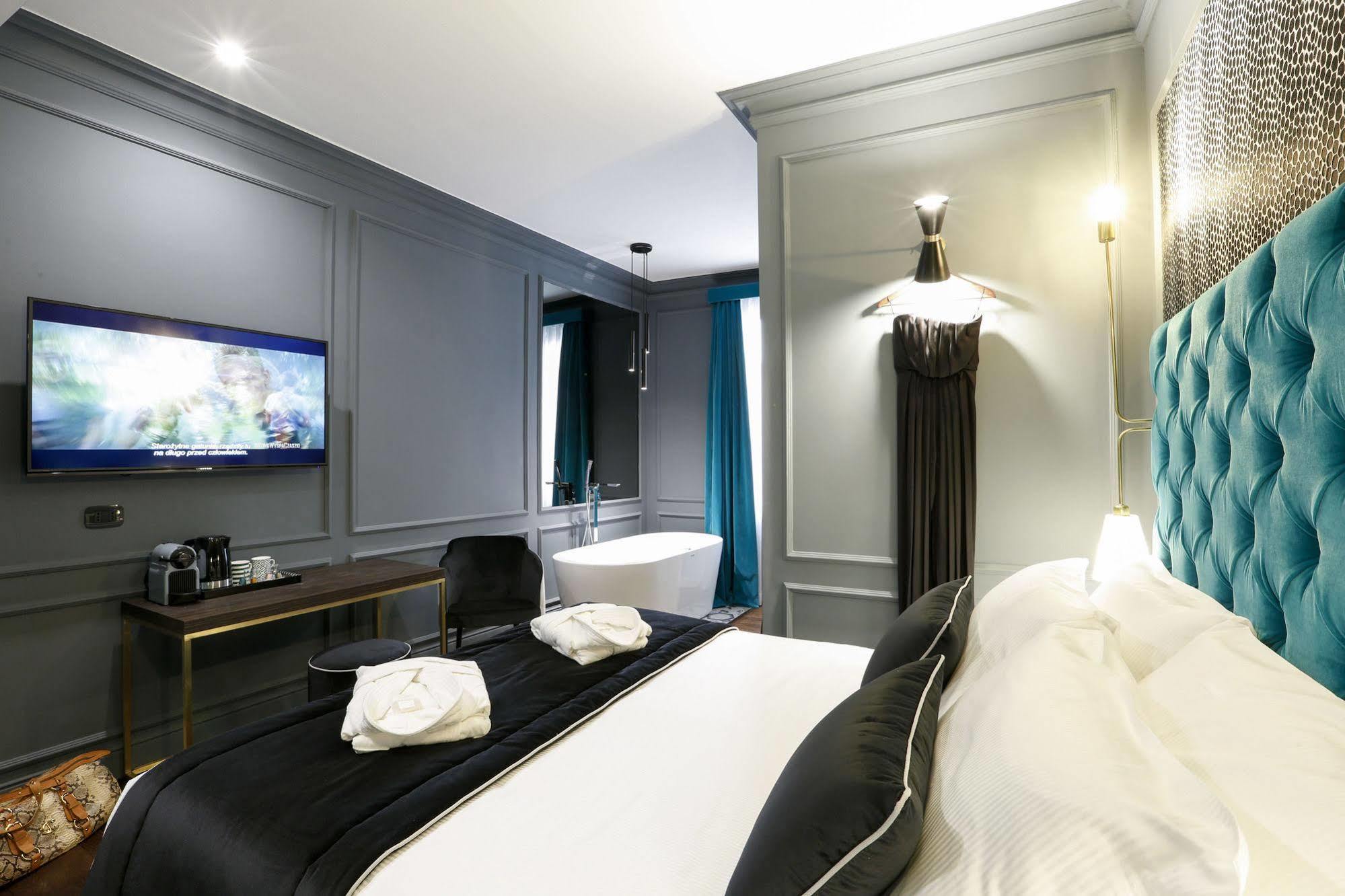 Saint B Boutique Hotell 3*